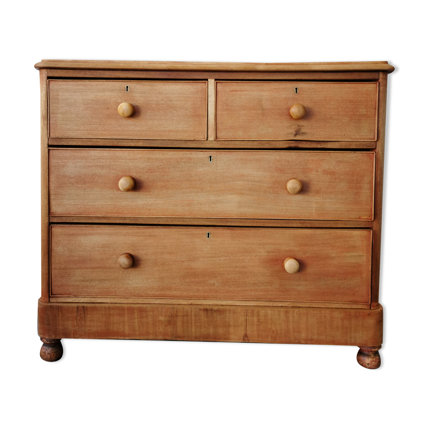 English chest of drawers