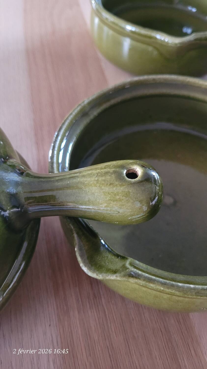 4 small pans, glazed earthenware casseroles