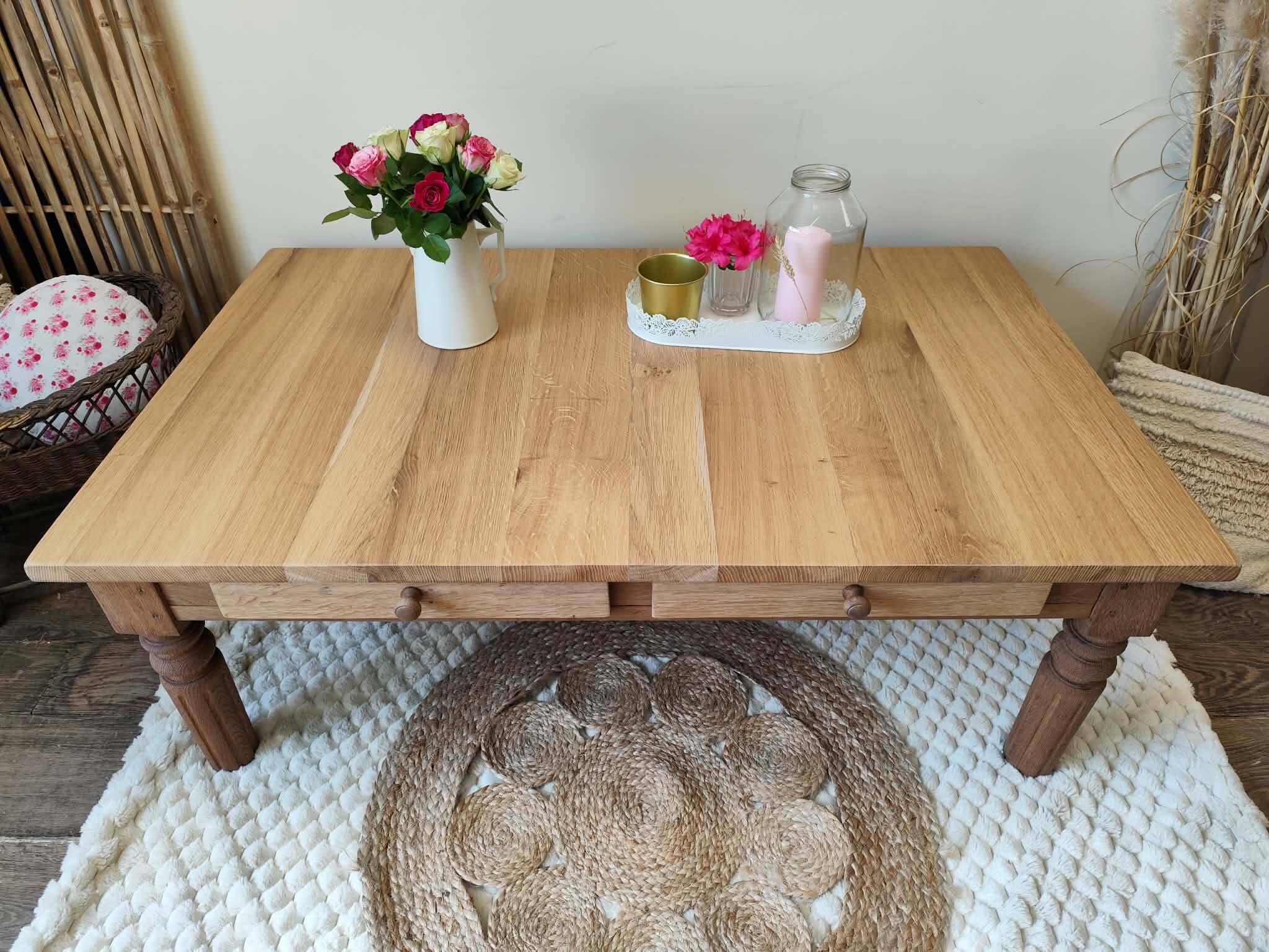 Farmhouse coffee table in oak