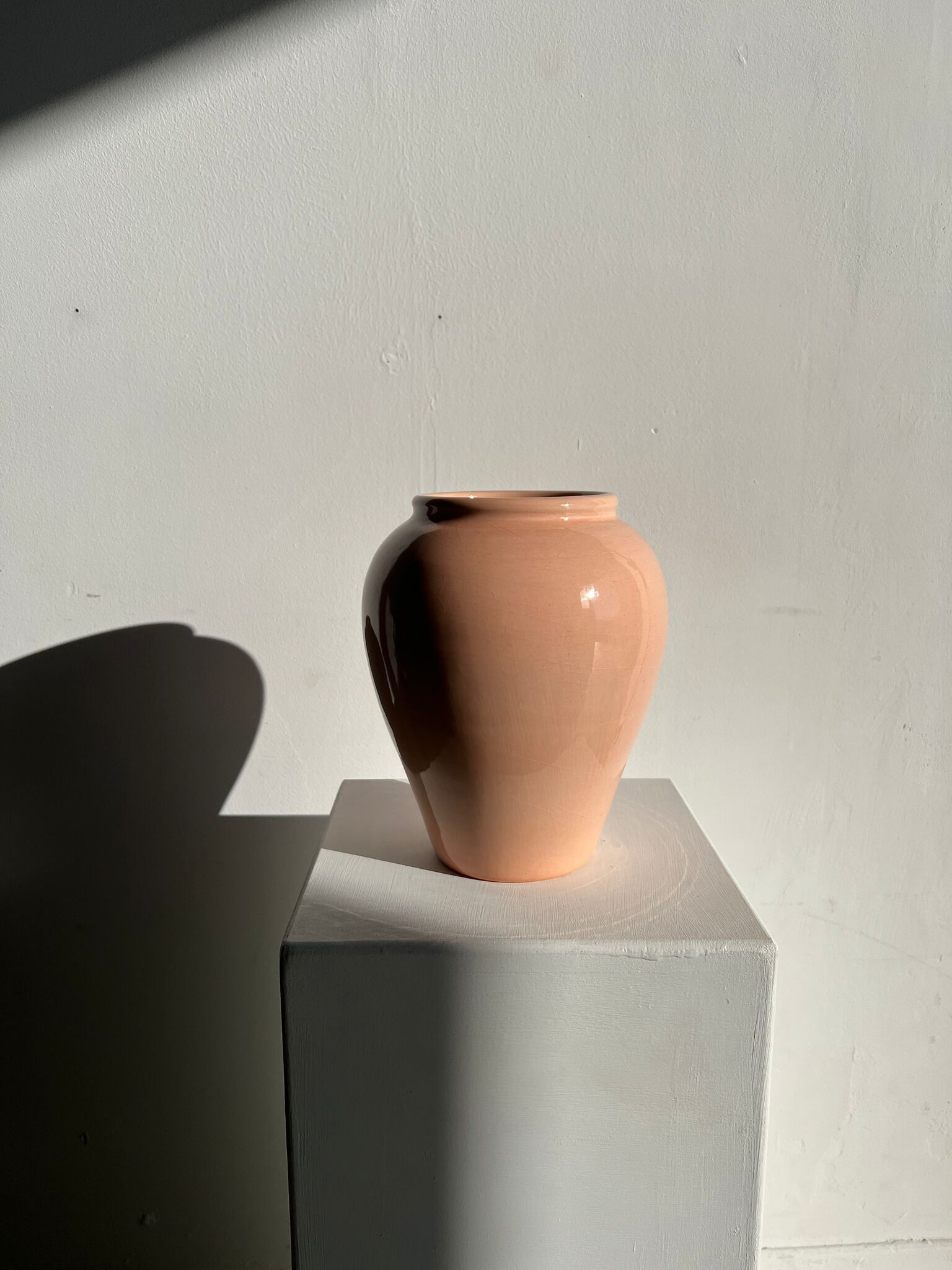Light pink glazed ceramic vase H:22cm