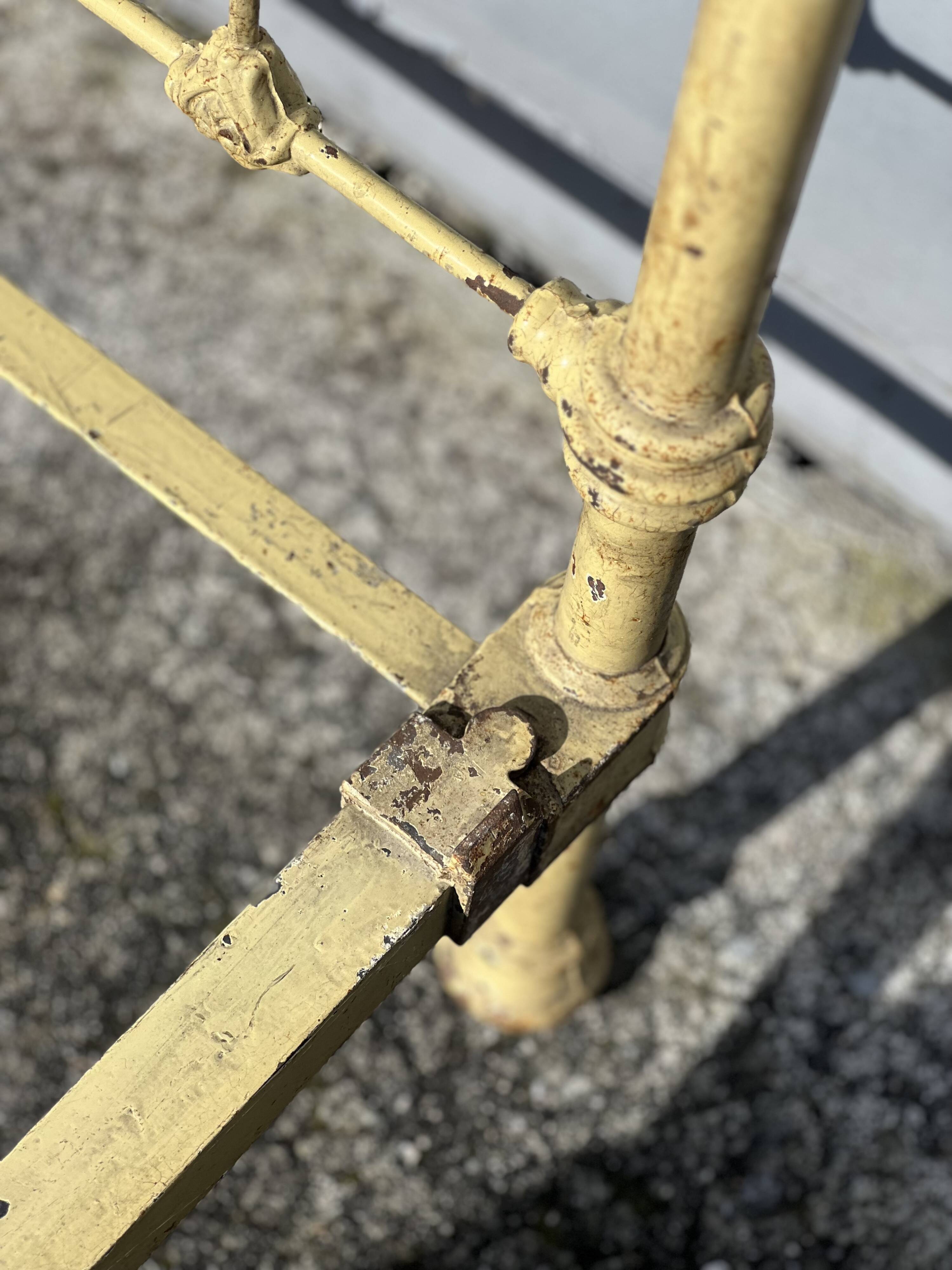 WROUGHT IRON BED 1900