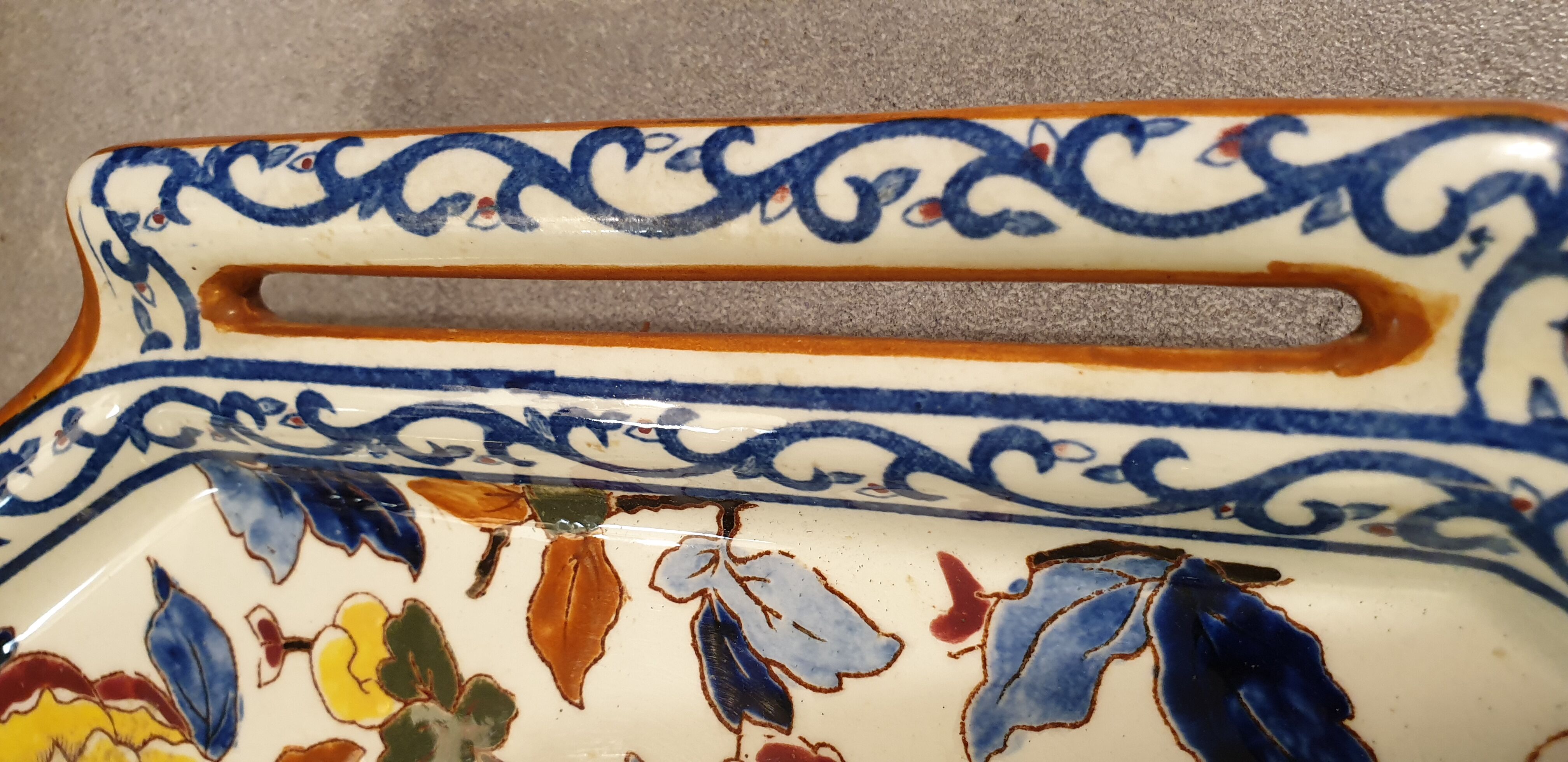 Gien earthen earthenware dish peony model