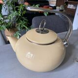 Enameled kettle