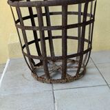Metal basket for dame-jeanne