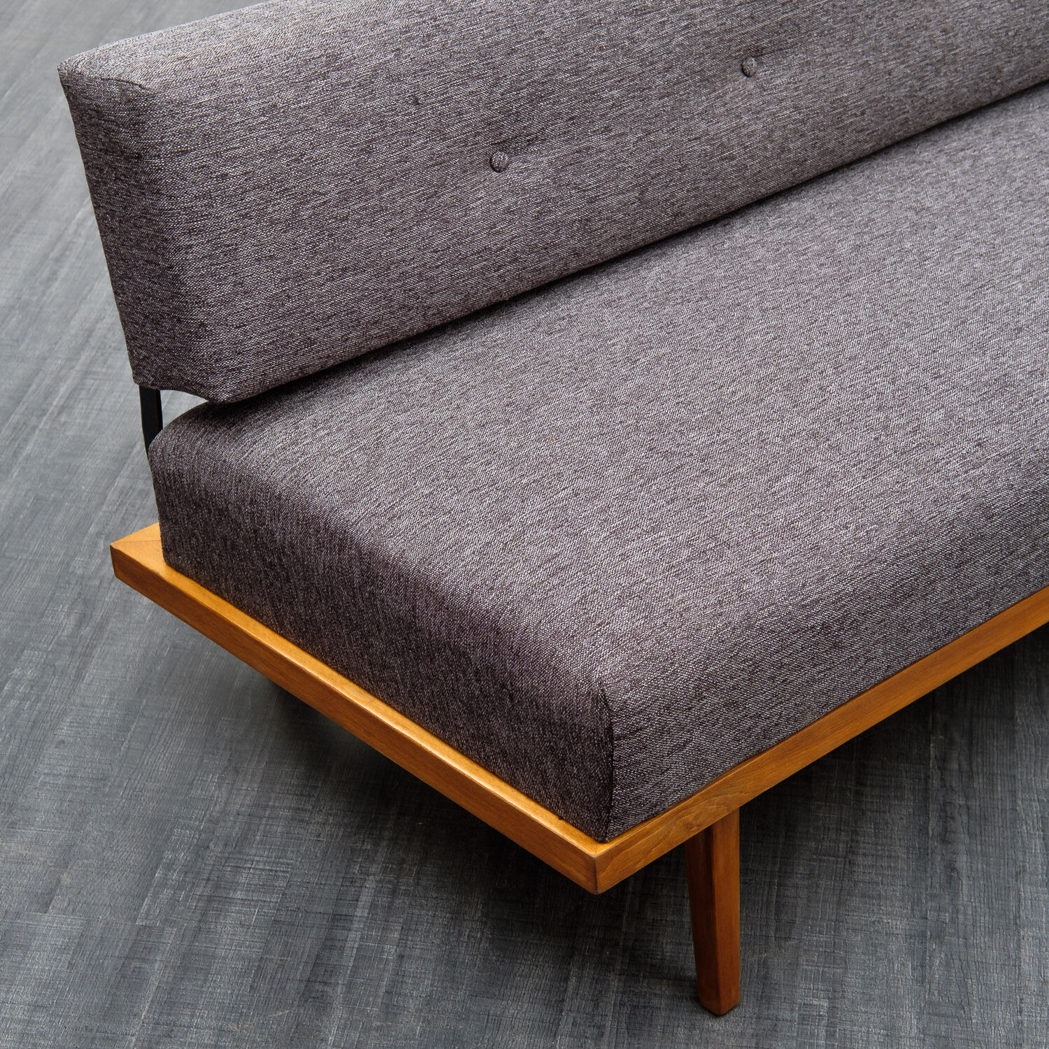 Couch / daybed years 50, brand new
