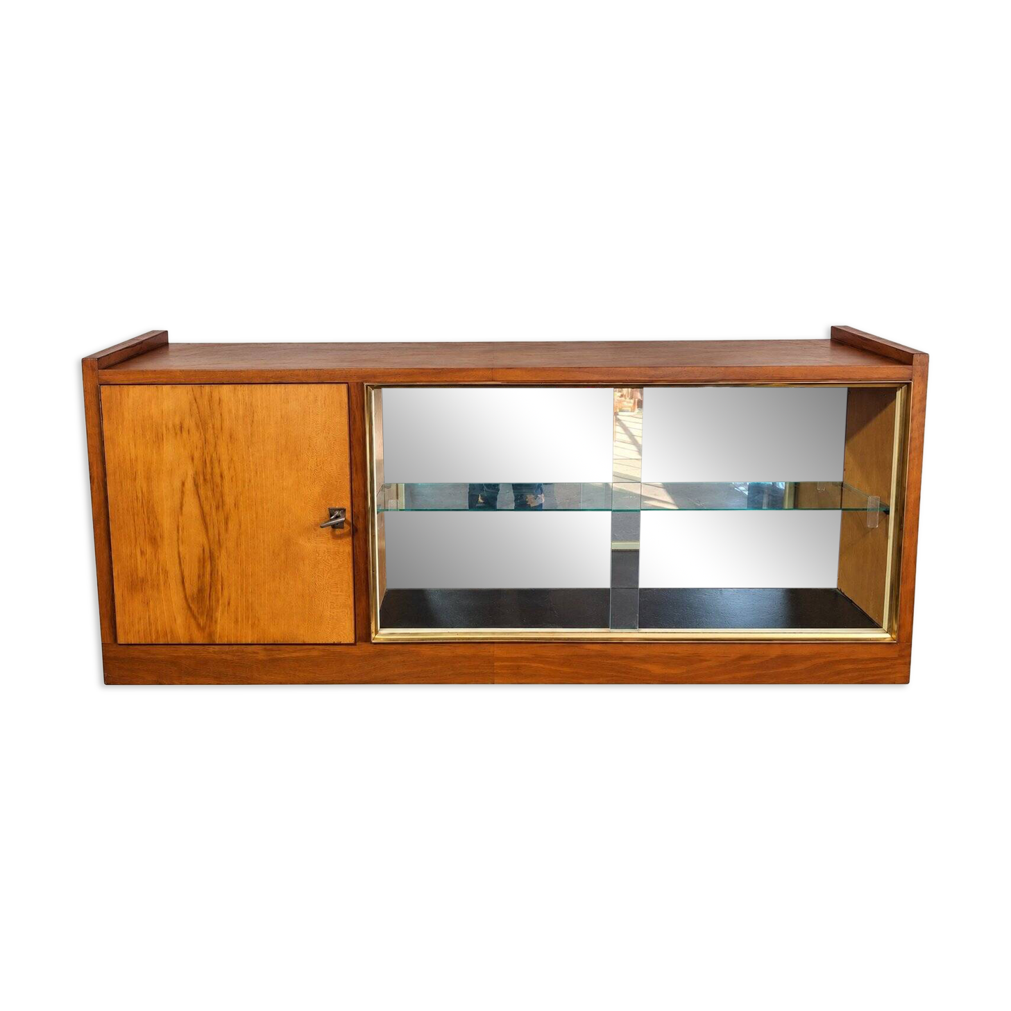 Vitrine murale Mid-Century noyer – années 1950