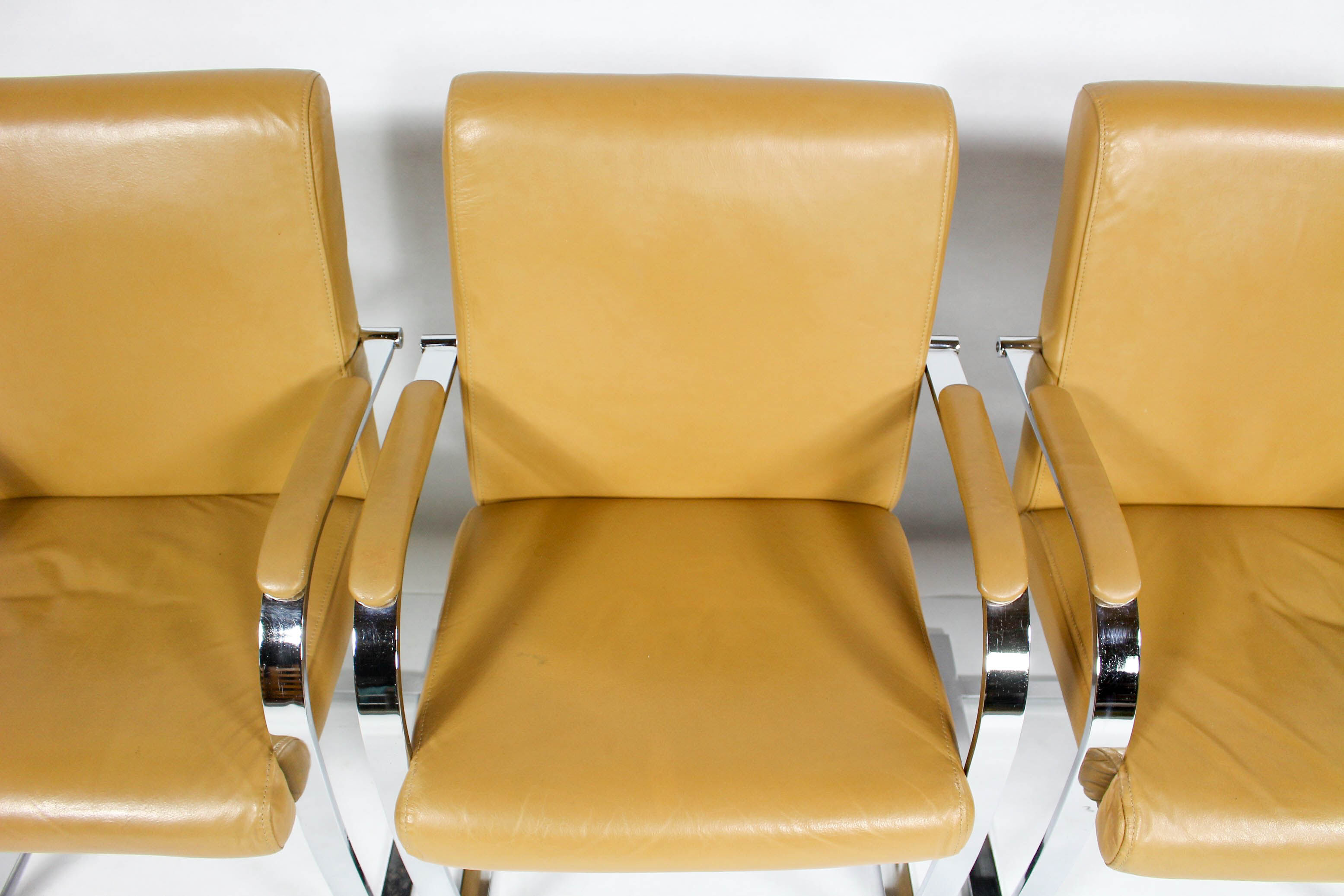 Ensemble de 4 fauteuils