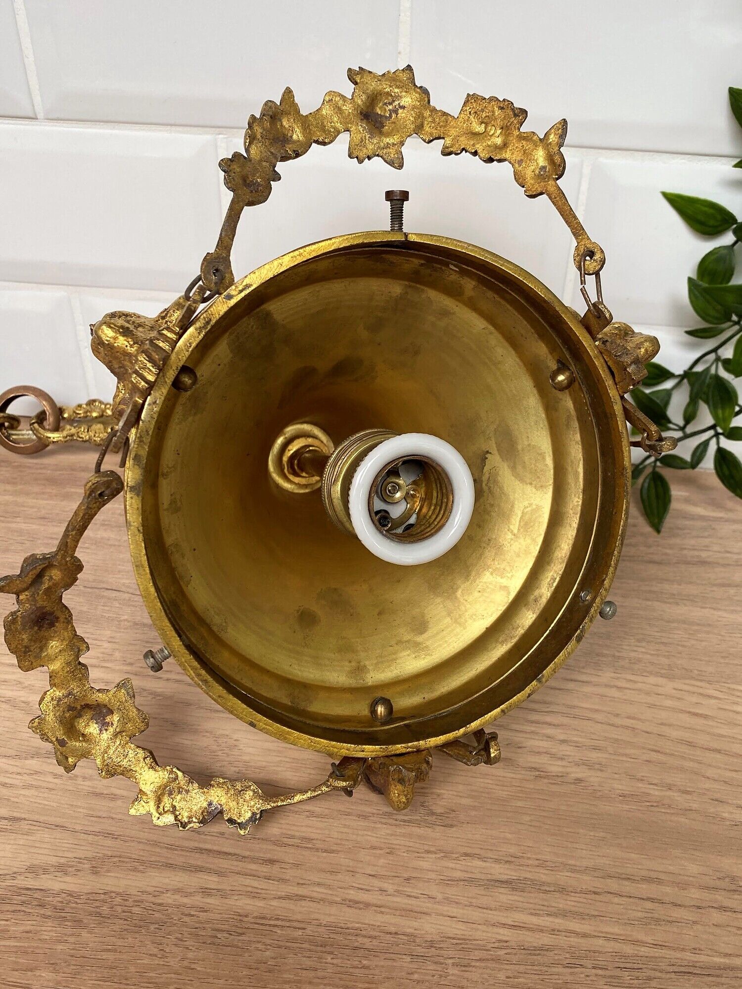 Suspension lamp in gilded bronze and frosted glass nineteenth century