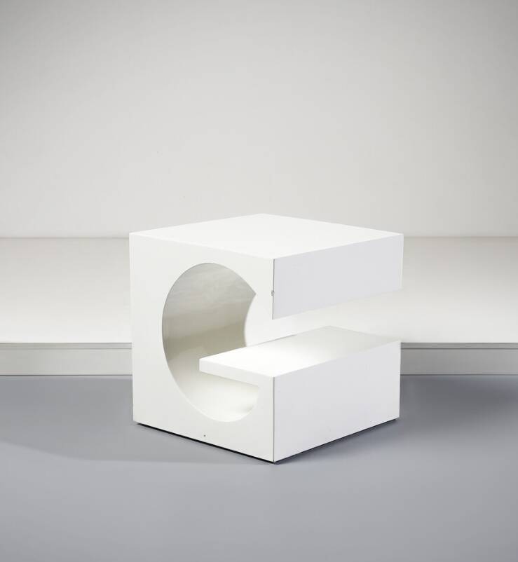 Space age white coffee table, Italy 1970s