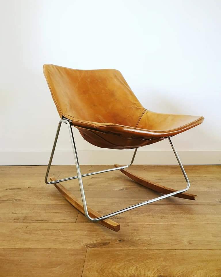 Fauteuil G1 de Pierre Guariche en cuir cognac