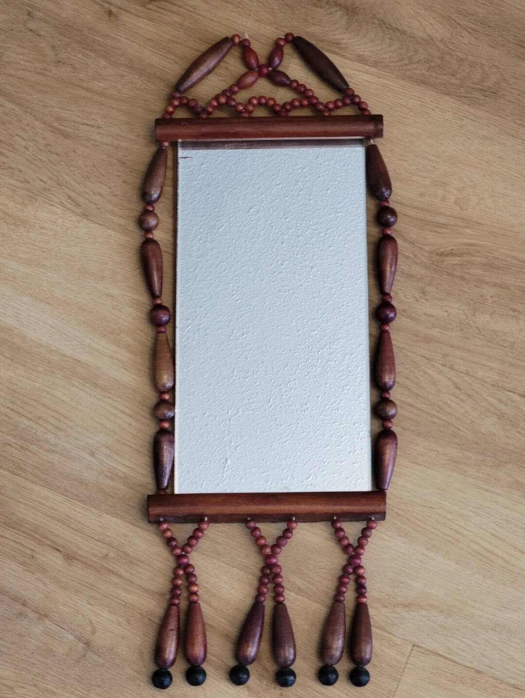 Miroir bohème vintage en perles de bois