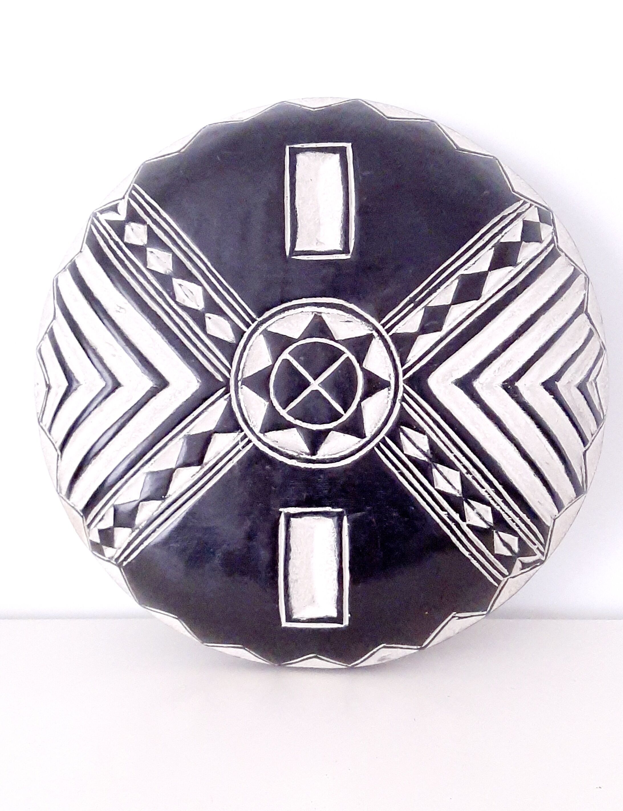 Traditional african tribal shield bamiliké wall décor