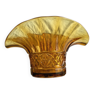 Vase en verre ambre années 20 pique fleurs intégré