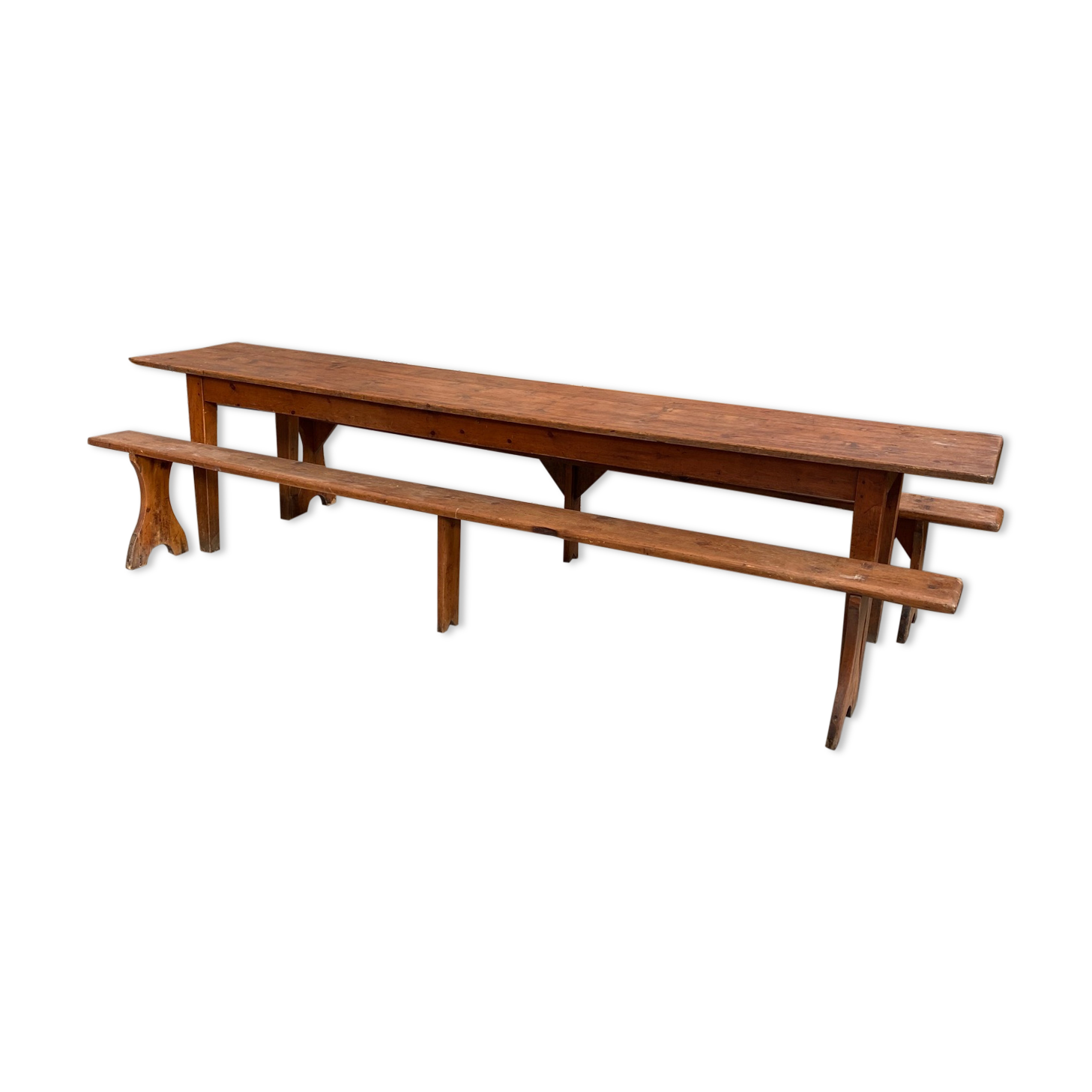 Table de brasserie et ses 2 bancs