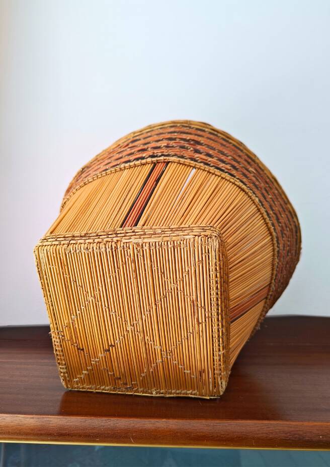 Vintage Mossi woven straw basket - Handicraft
