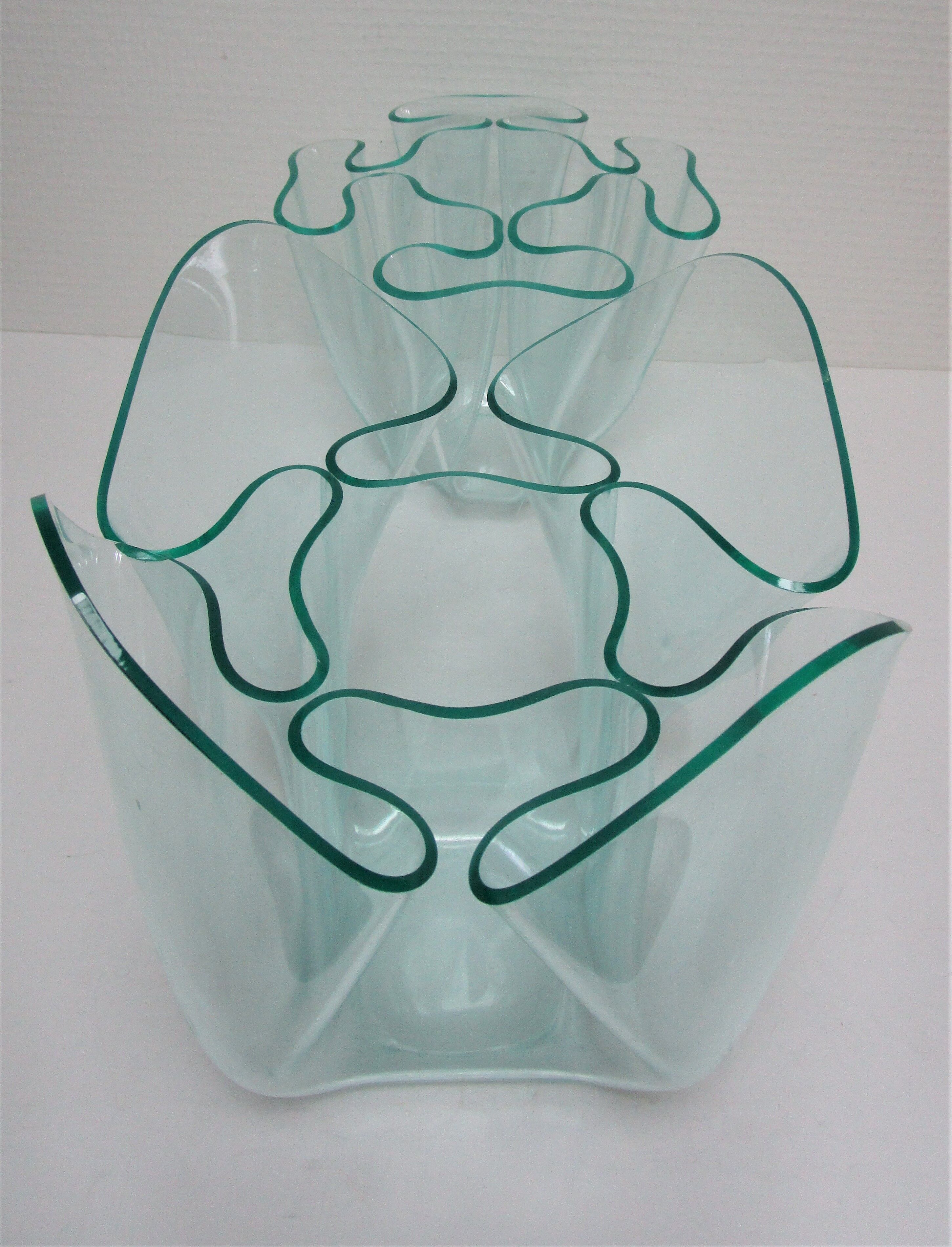 Two vases handkerchiefs Guzzini plexiglass lucite design 70s