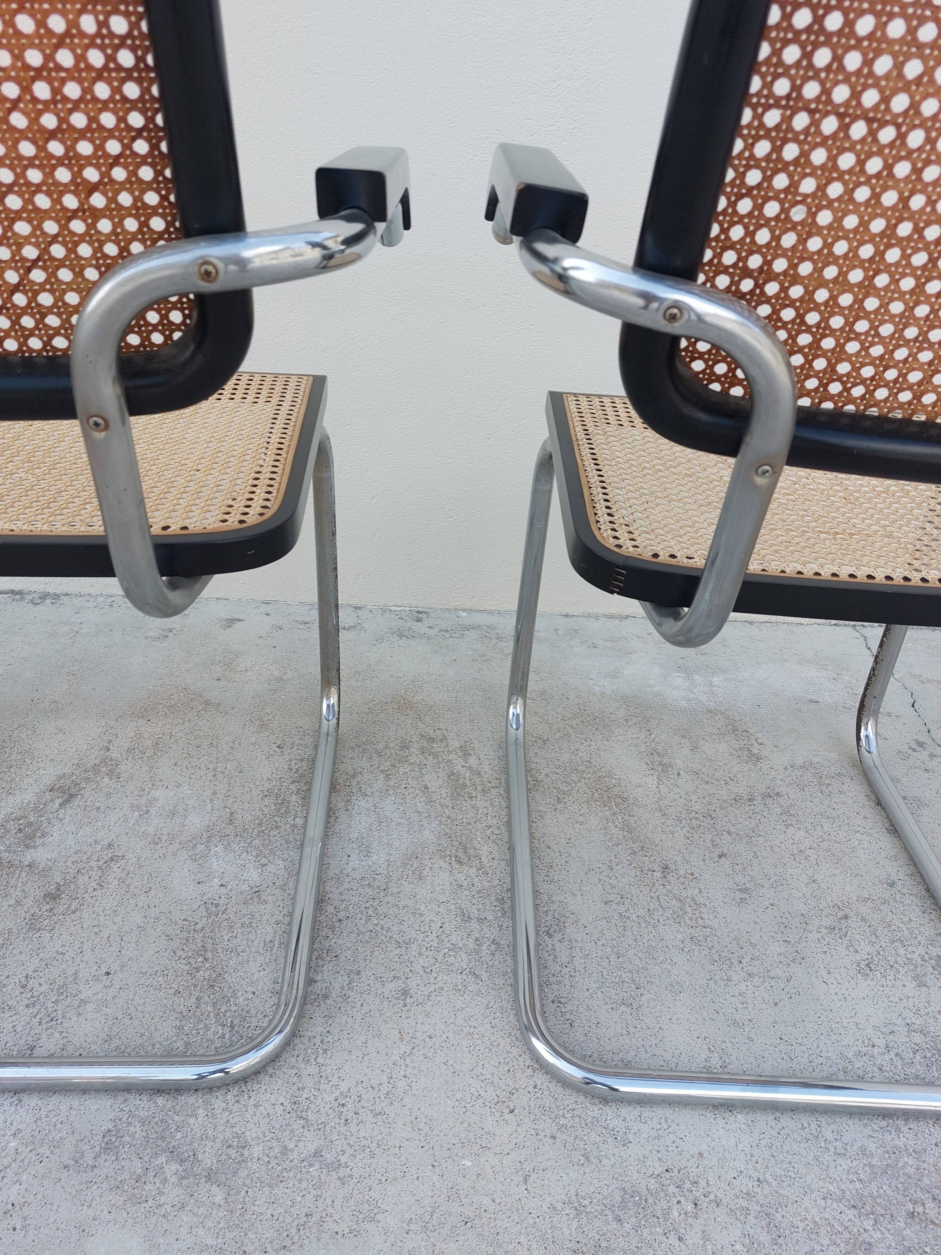 Pair of armchairs Marcel Breuer b64 cesca Italy