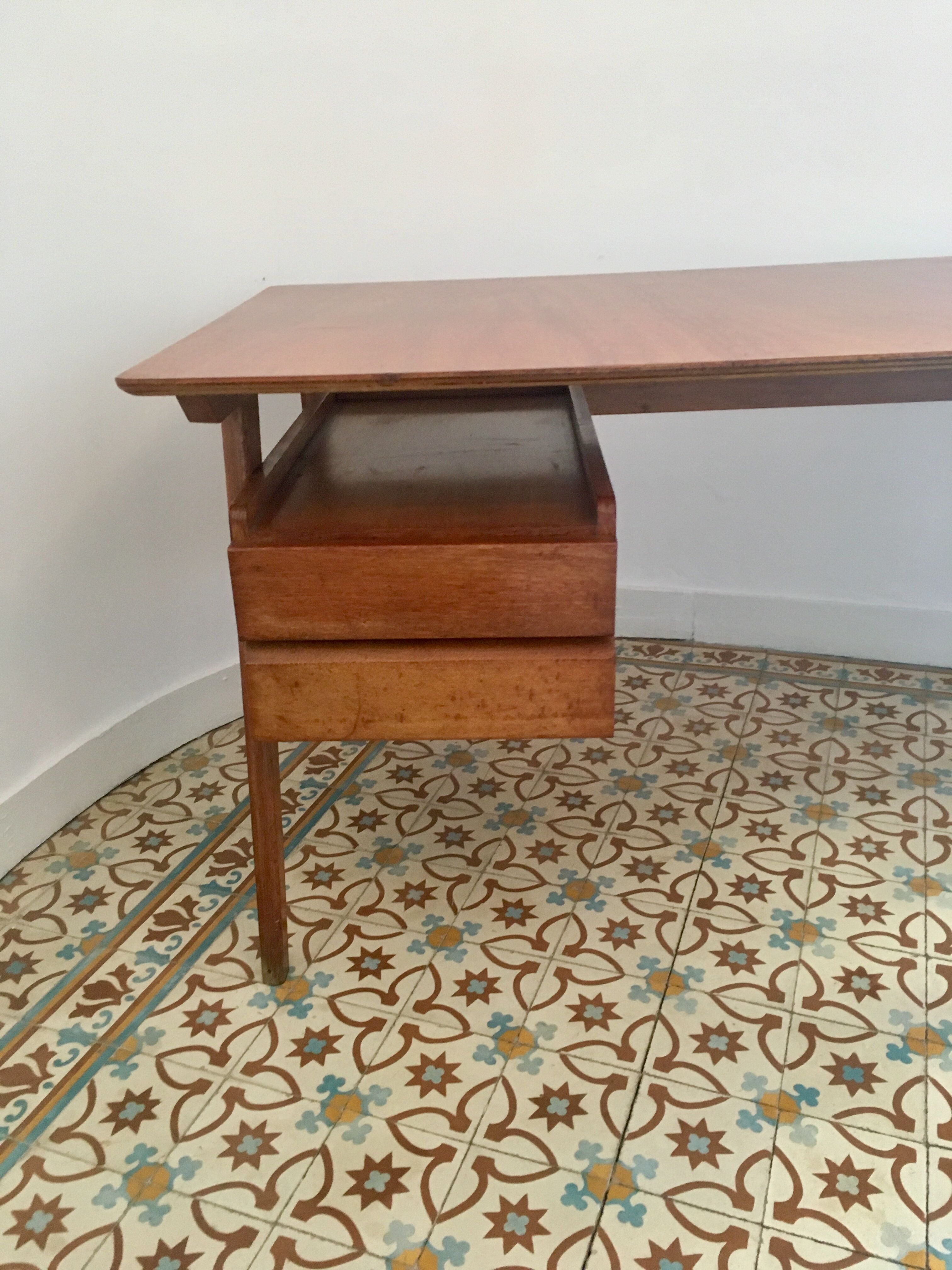 Desk feet compass, 1960