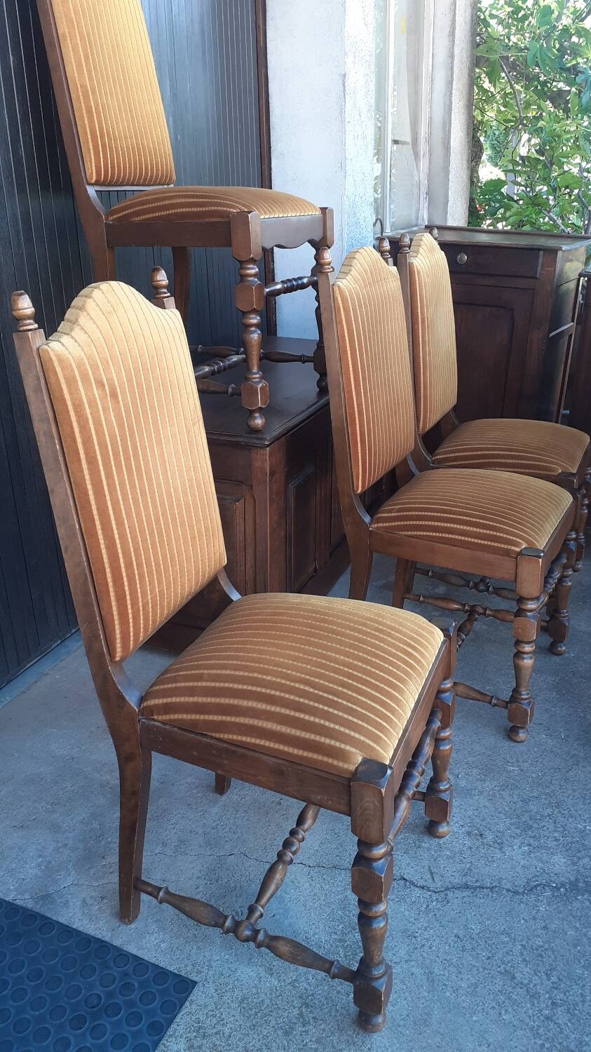 Louis XIII chairs