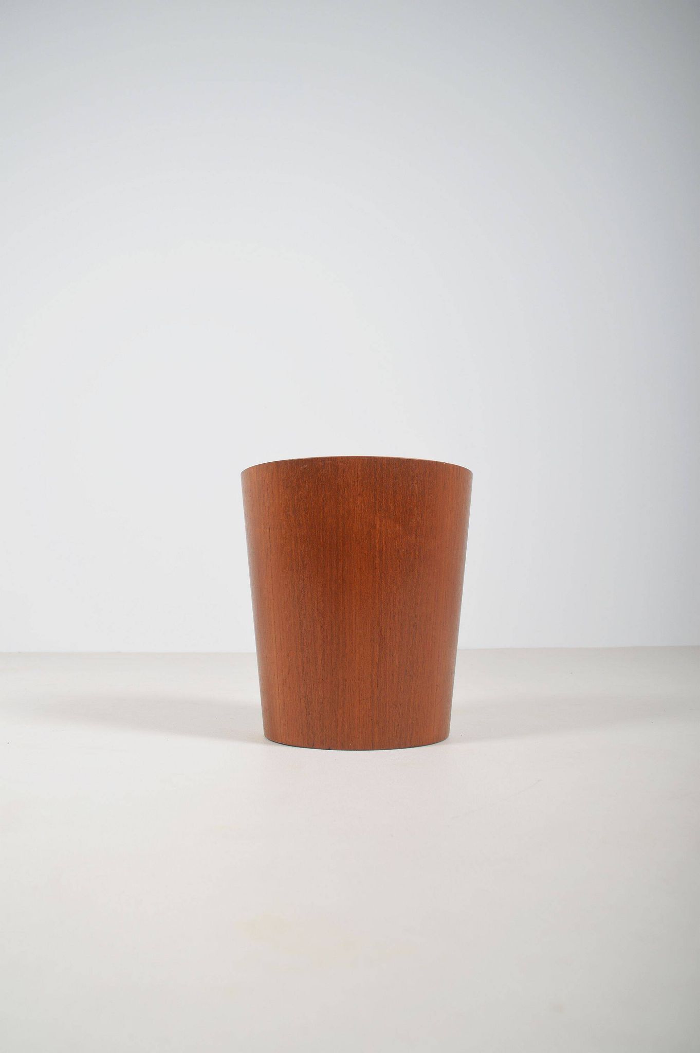 Swedish wastebasket designed by Martin Aberg for Servex, 1950s