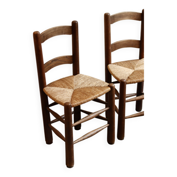 Paire de chaises en bois, assise en paille tressée