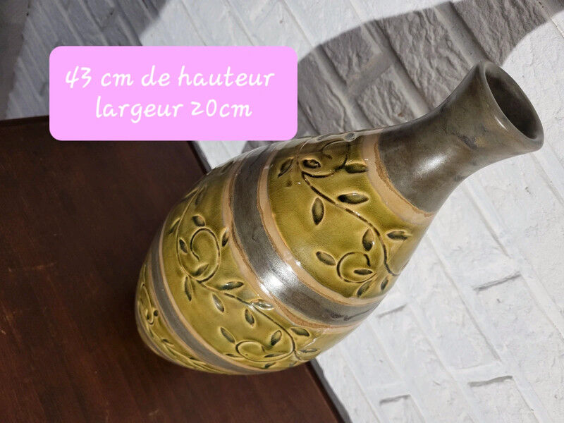 Ceramic bottle shaped vase