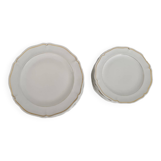 Set of flat and dessert plates in Limoges porcelain