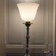 Lampadaire vintage art déco opaline et bronze