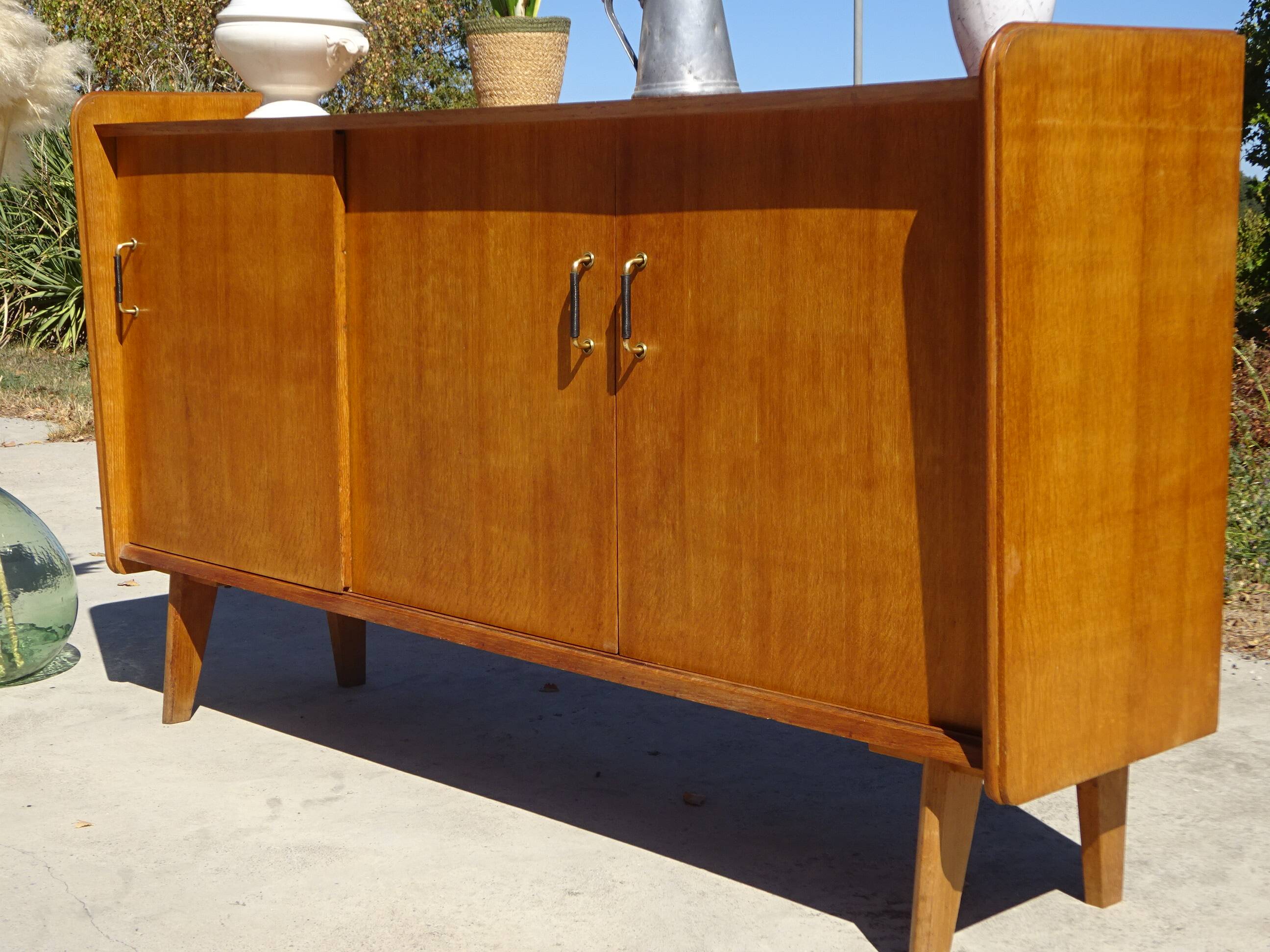Enfilade vintage aux pieds compas par SAM