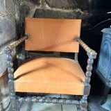 Armchair with lion head armrests