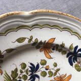 Assiettes reproduction Vieux Moustiers 18e siècle Primula