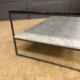 Table basse en marbre et en verre des années 1980