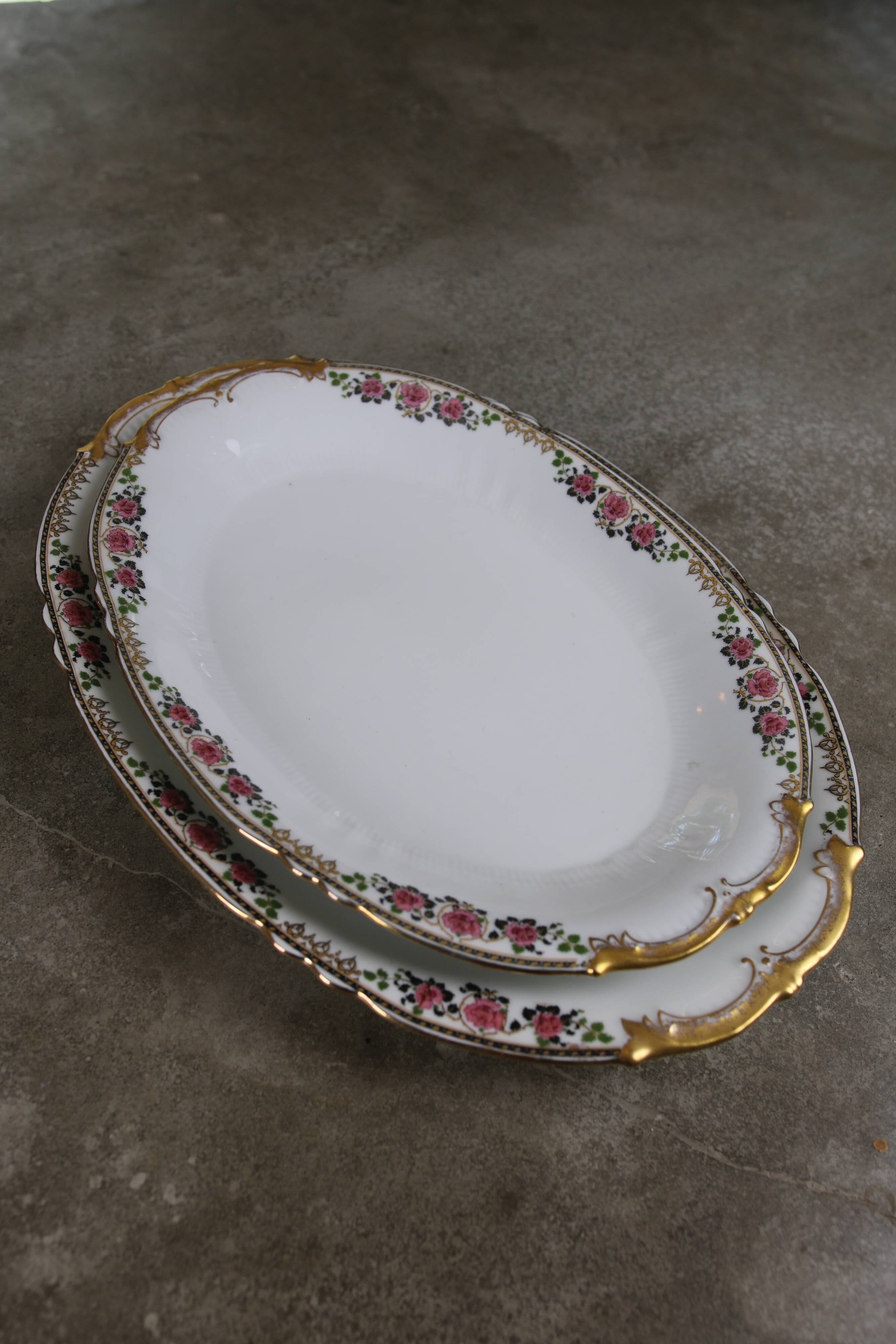 66-piece Limoges porcelain service, mid-20th century