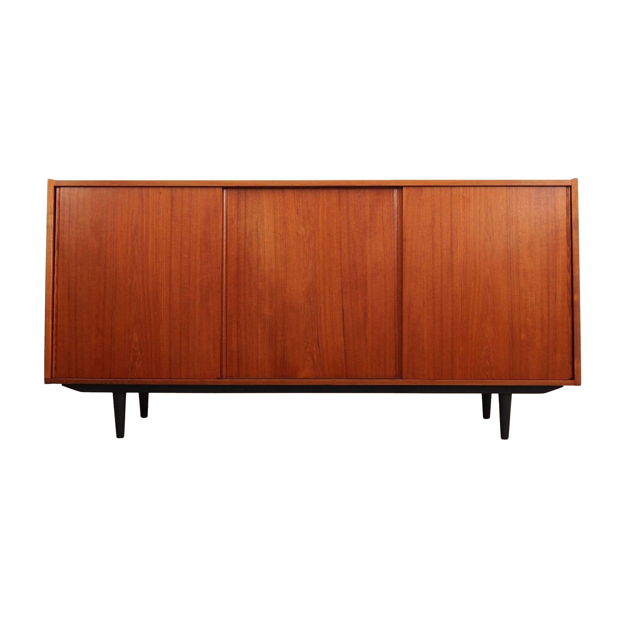 Buffet en teck, design danois, années 1970, production : Danemark