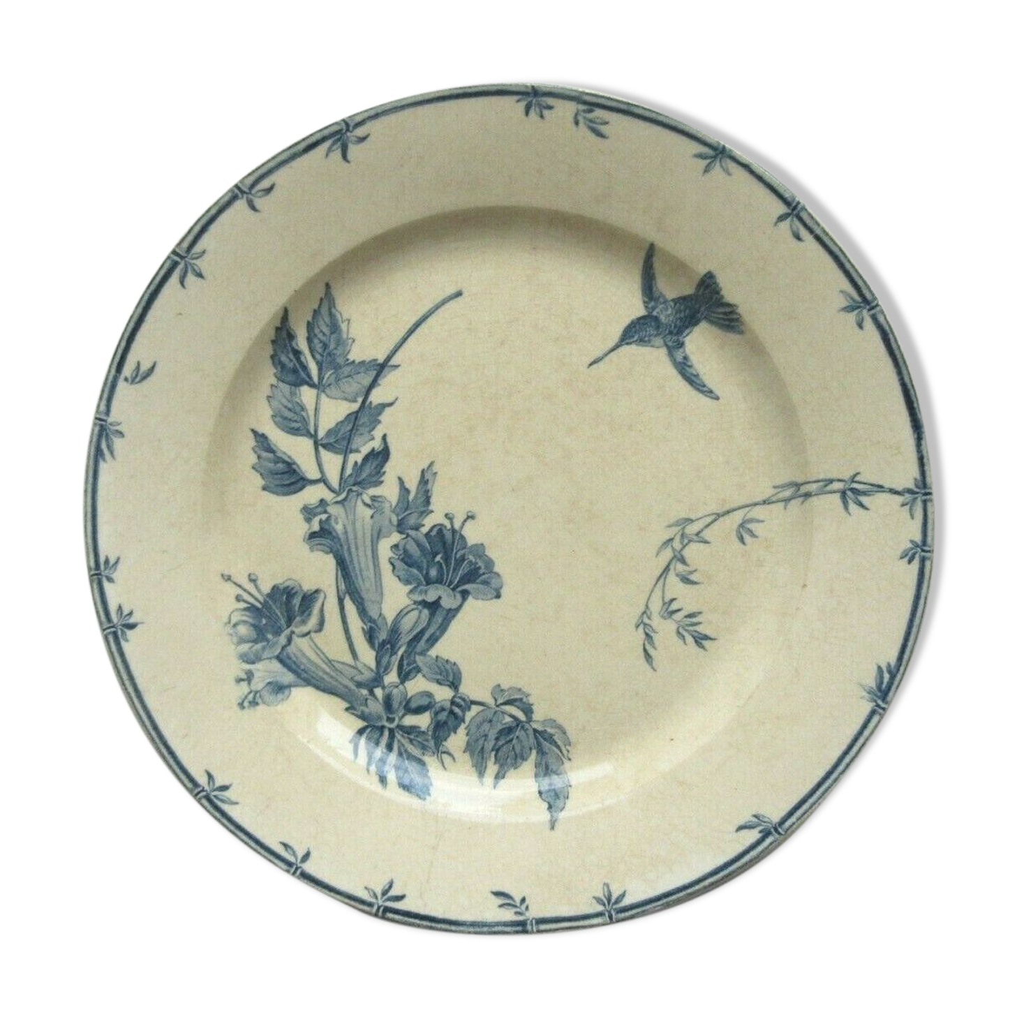 Flat round dish signed Gien, blue model, Hummingbird, Flowers and birds, 27 cm