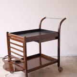 Serving art deco tork