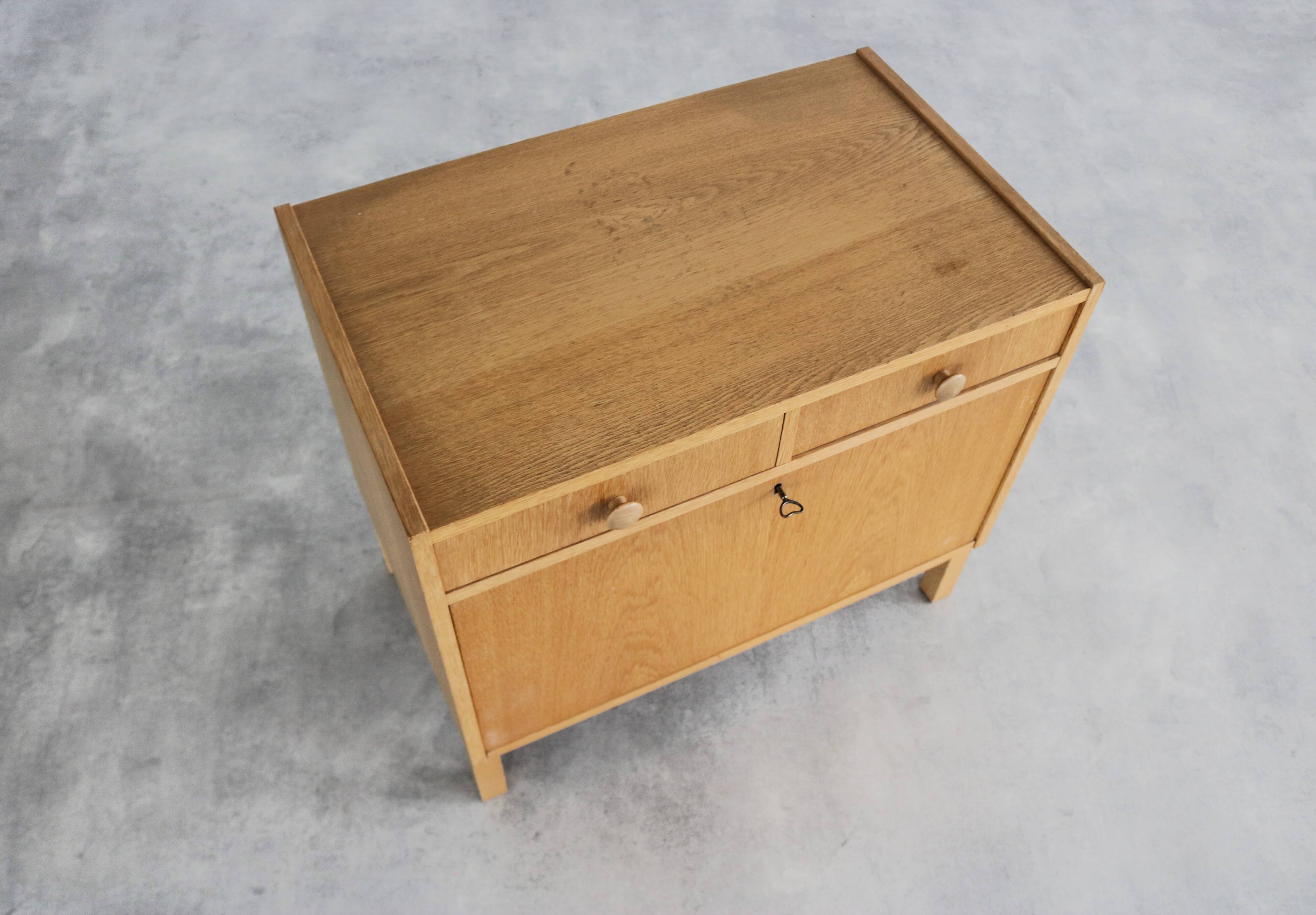 vintage chest of drawers | valve box | 60s | Sweden