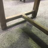 Oak draper table with an aero-crossed cropped