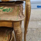 Venetian nesting table