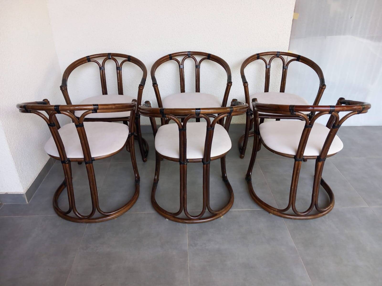 Set of six chairs Italy 1970s