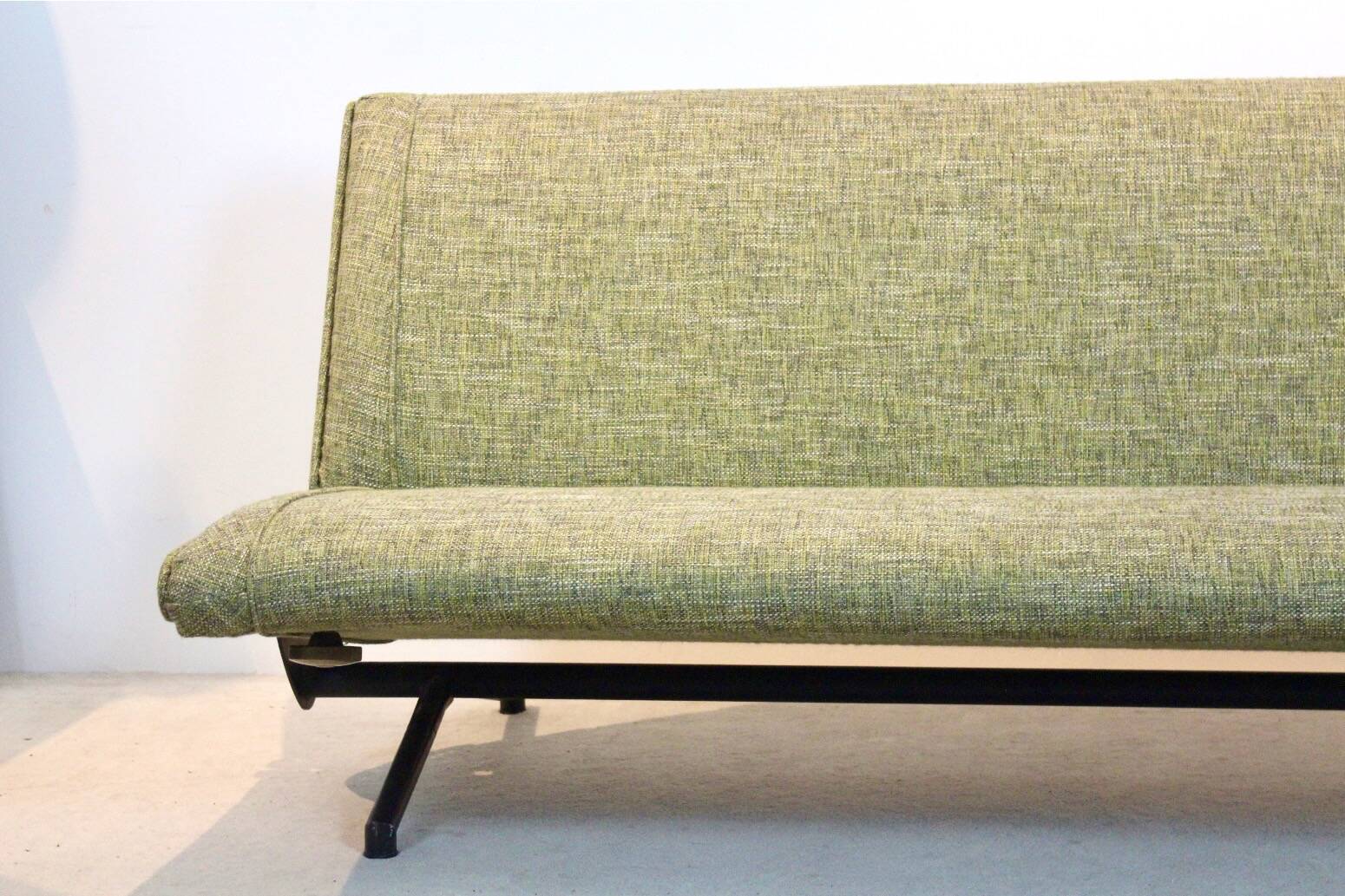 Canapé-lit D70 par Osvaldo Borsani pour Tecno, 1954