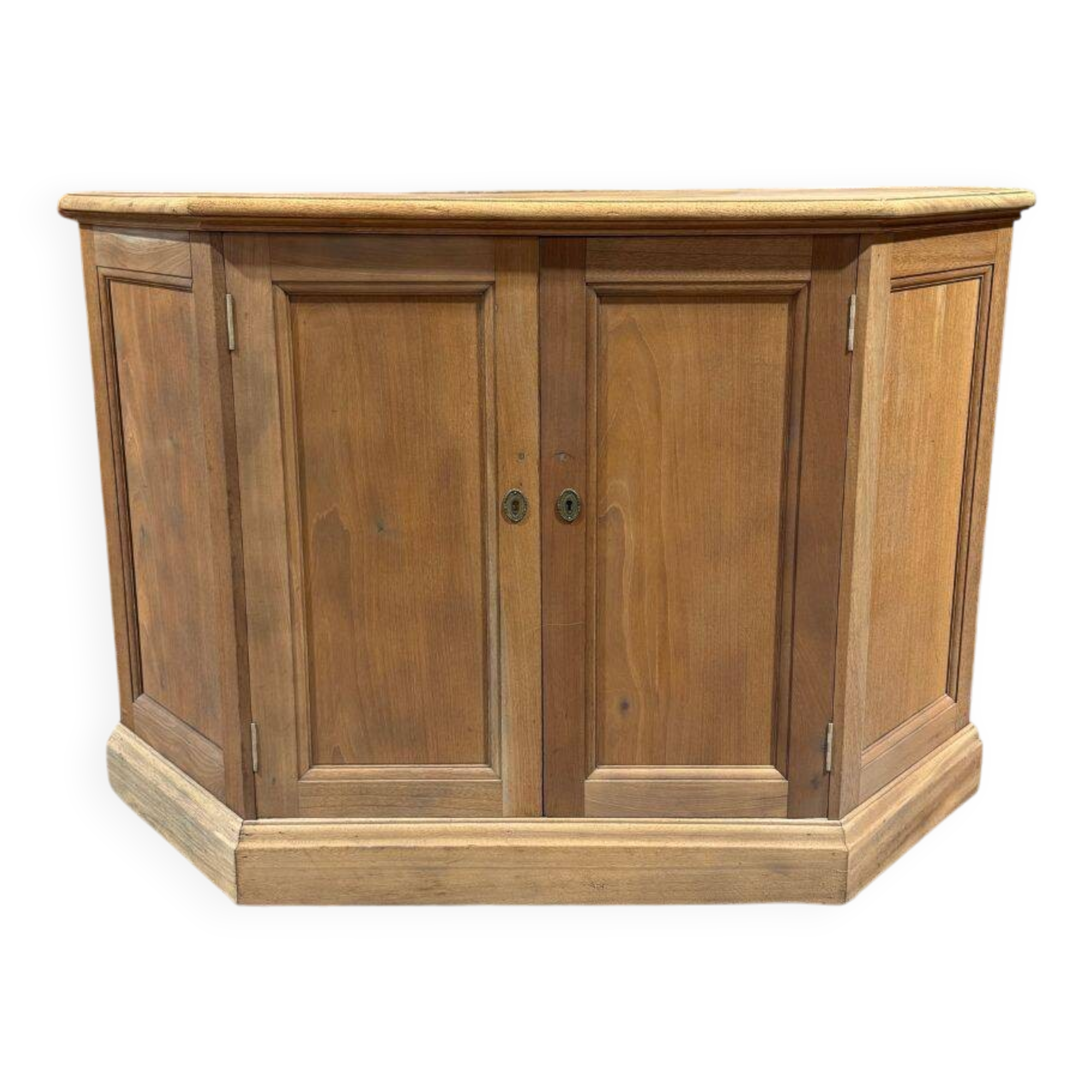 Small auxiliary buffet in sandblasted walnut - 1950s design