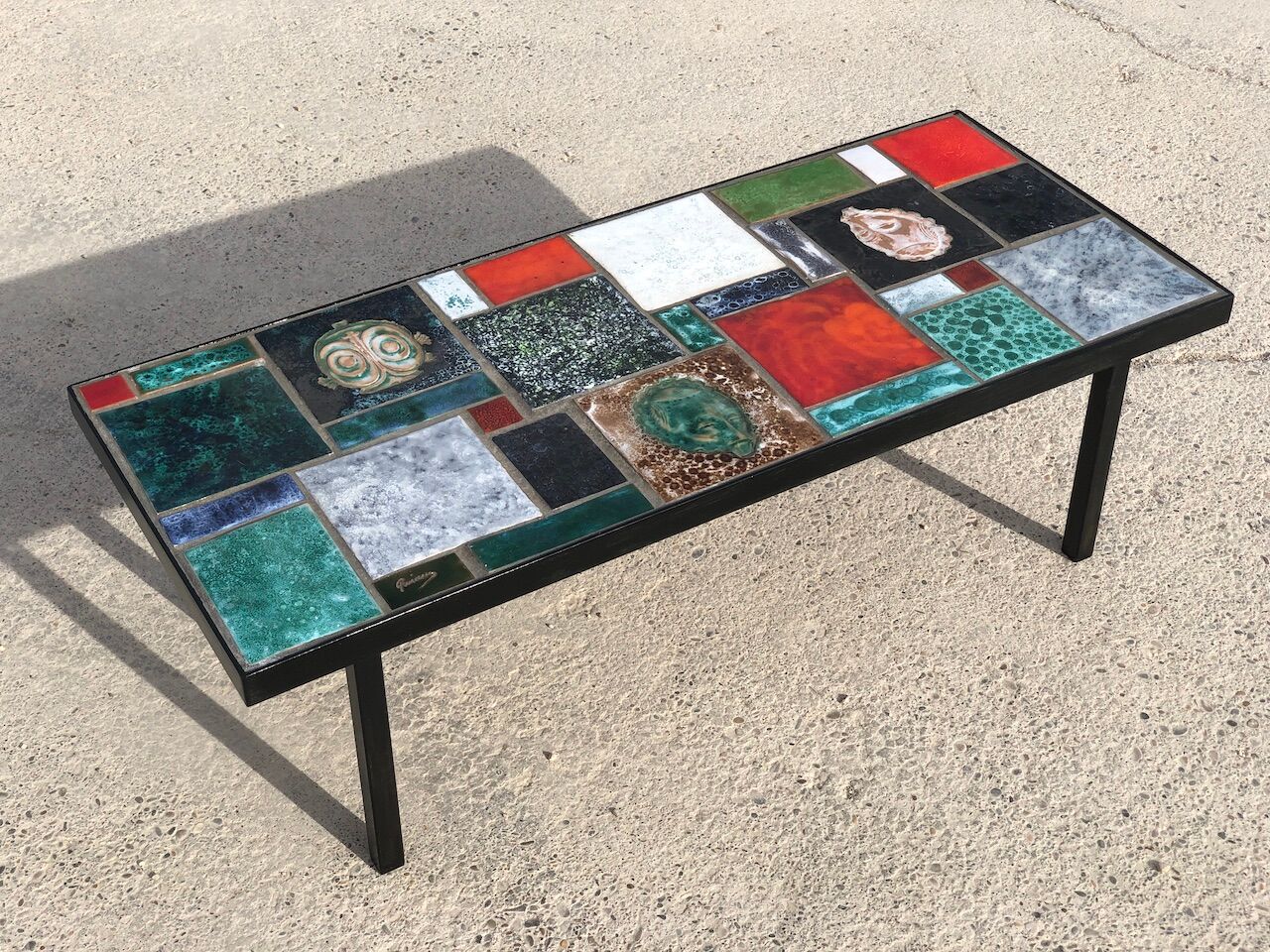 Ceramic coffee table signed princess 1950 africanist inspiration