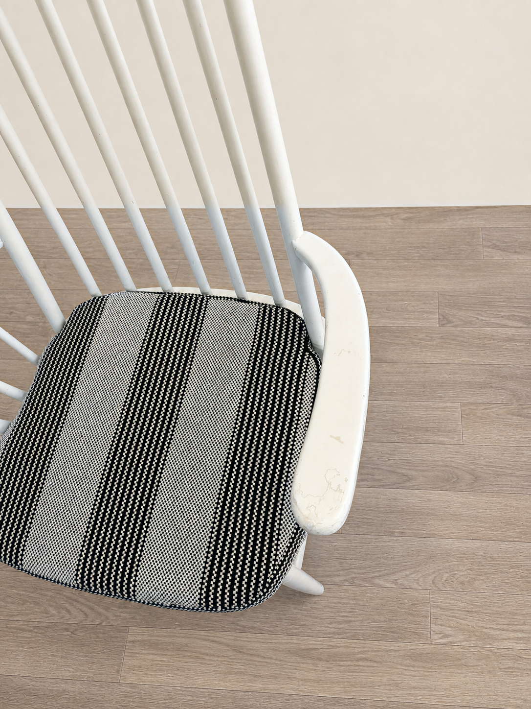 Scandinavian armchair x Pierre Frey