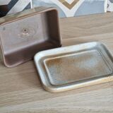 Butter dish in Marais sandstone