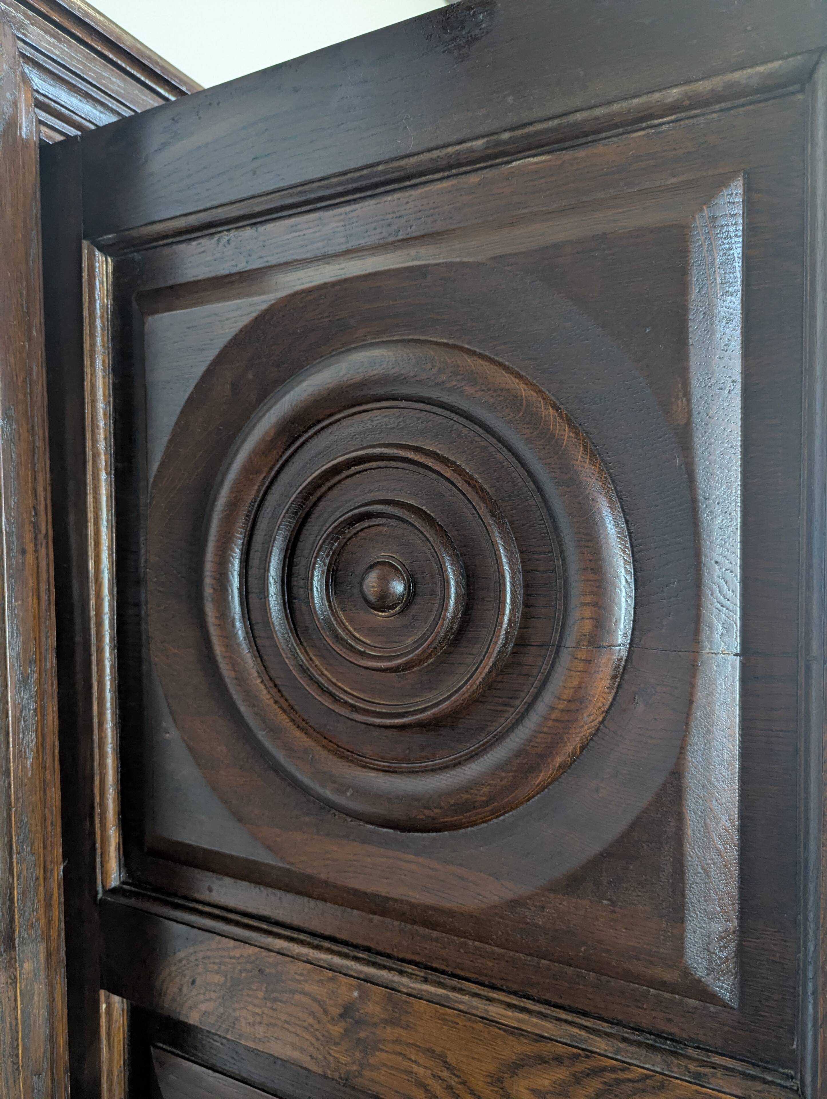 Wardrobe in the style of Dudouyt