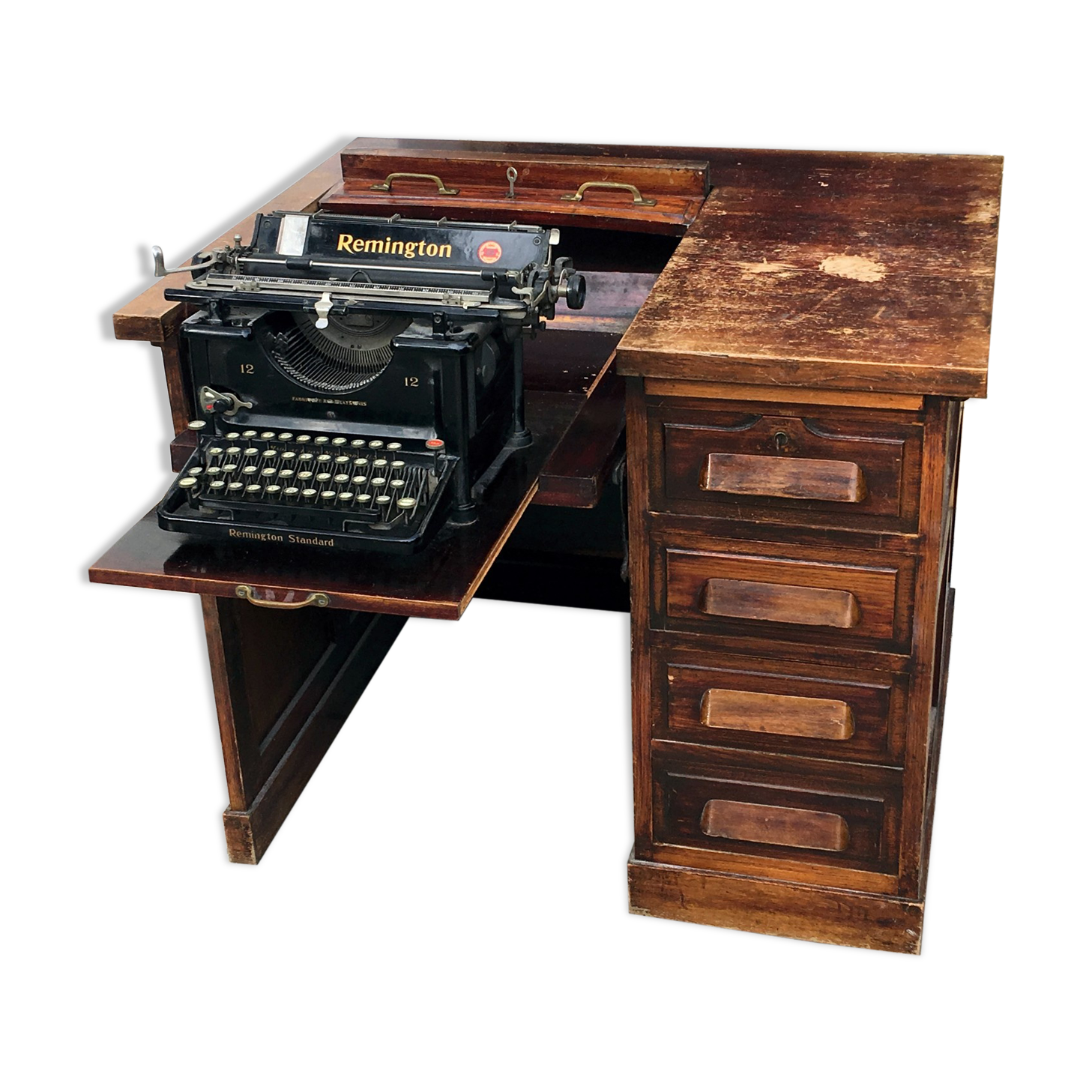 Bureau américain de journaliste avec machine à écrire