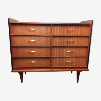 50/60 year's rag-picker dresser