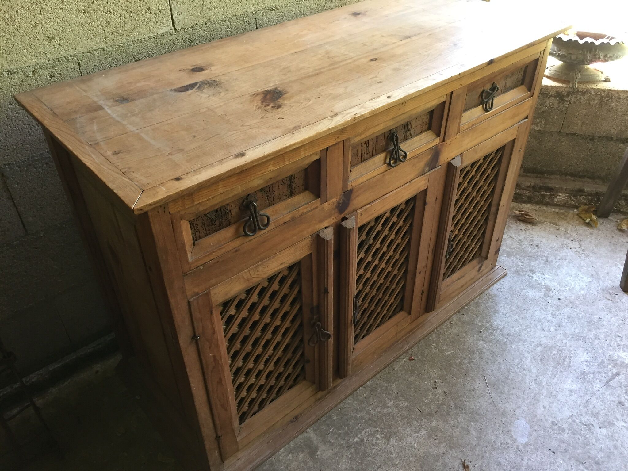 Wooden Mexican Buffet