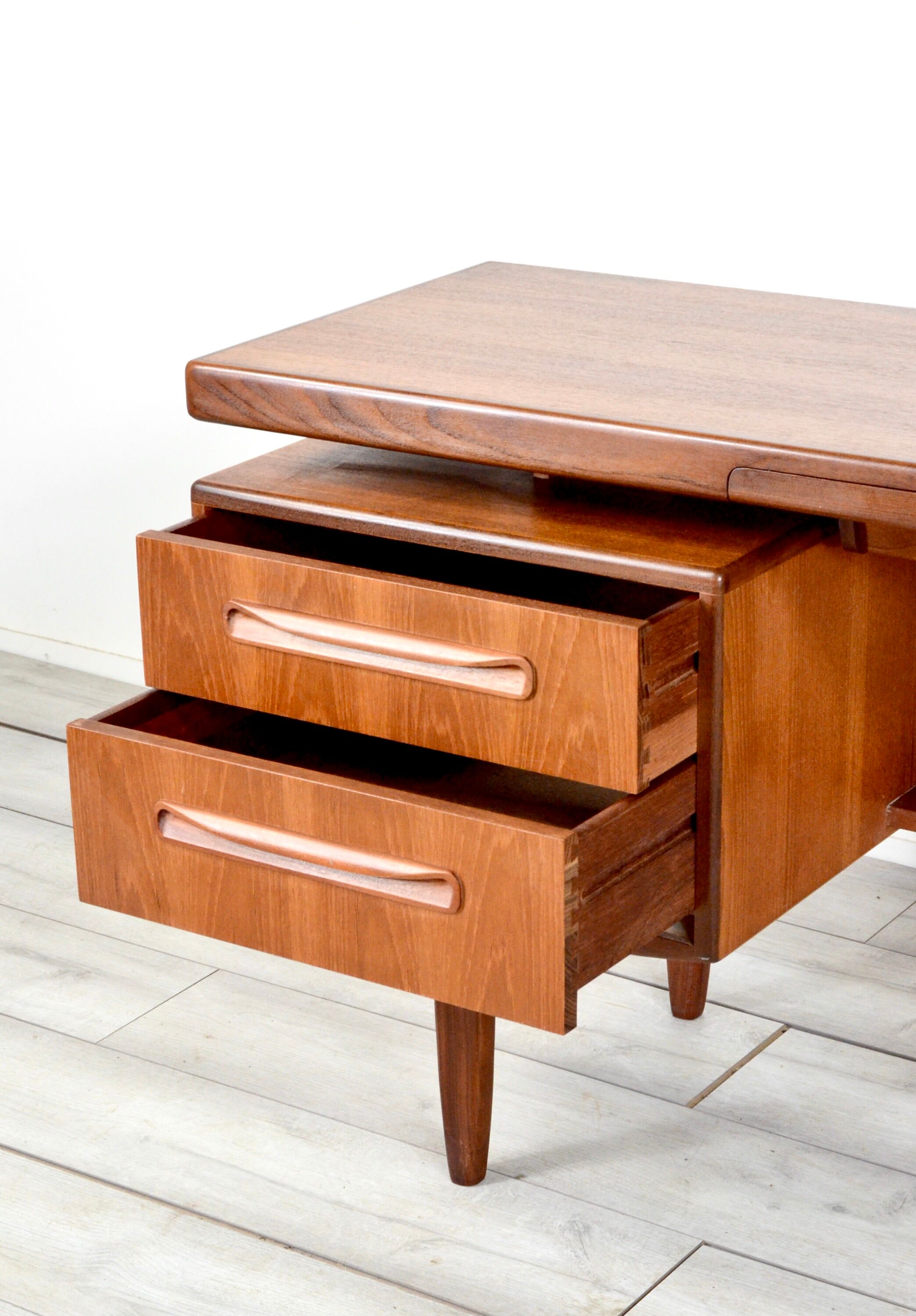 Danish style mid-century teak desk Kofod Larsen for G-Plan